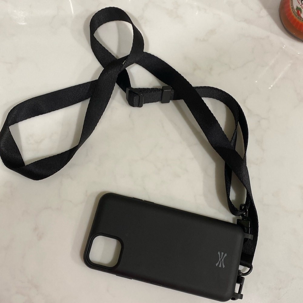 Toru case and crossbody strap for iPhone 11 Pro Max